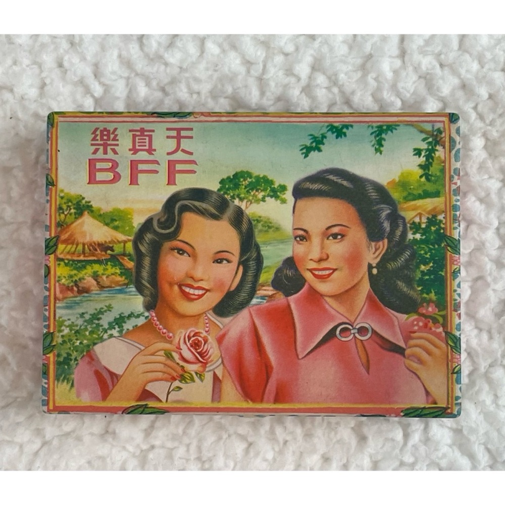 BLUE Q • Pink/Green/Multi 2011 Asian BFF Novelty Mini Pocket Box - Picture 14 of 15